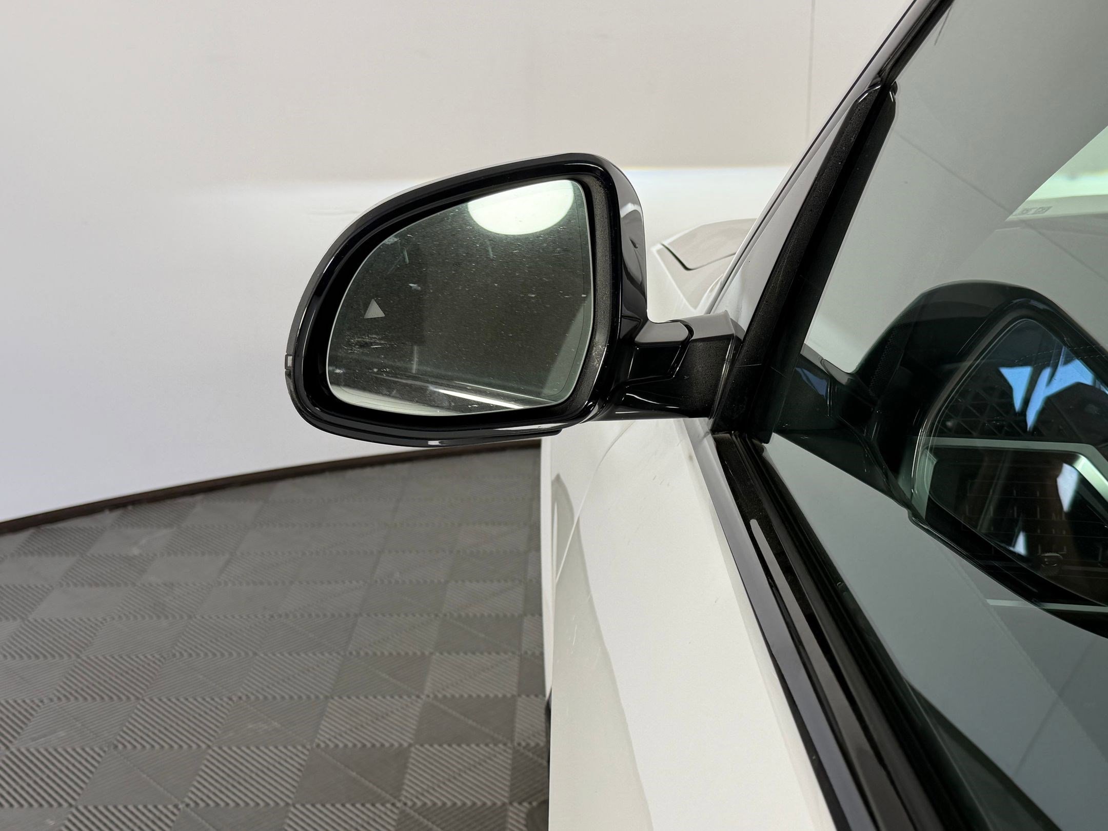 New 2026 BMW X5 sDrive40i image 21