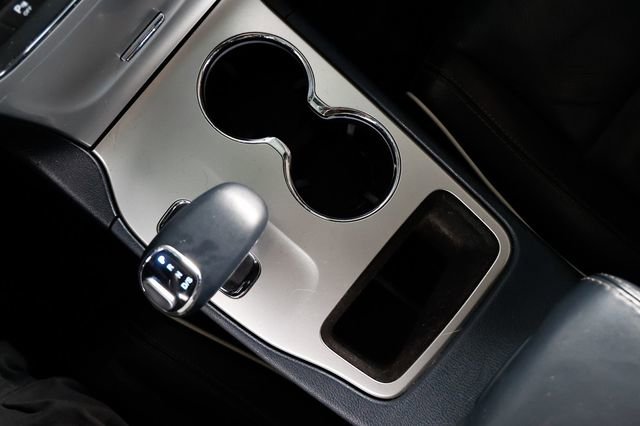 Used 2014 Jeep Grand Cherokee Overland w/ Advanced Technology Group image 37