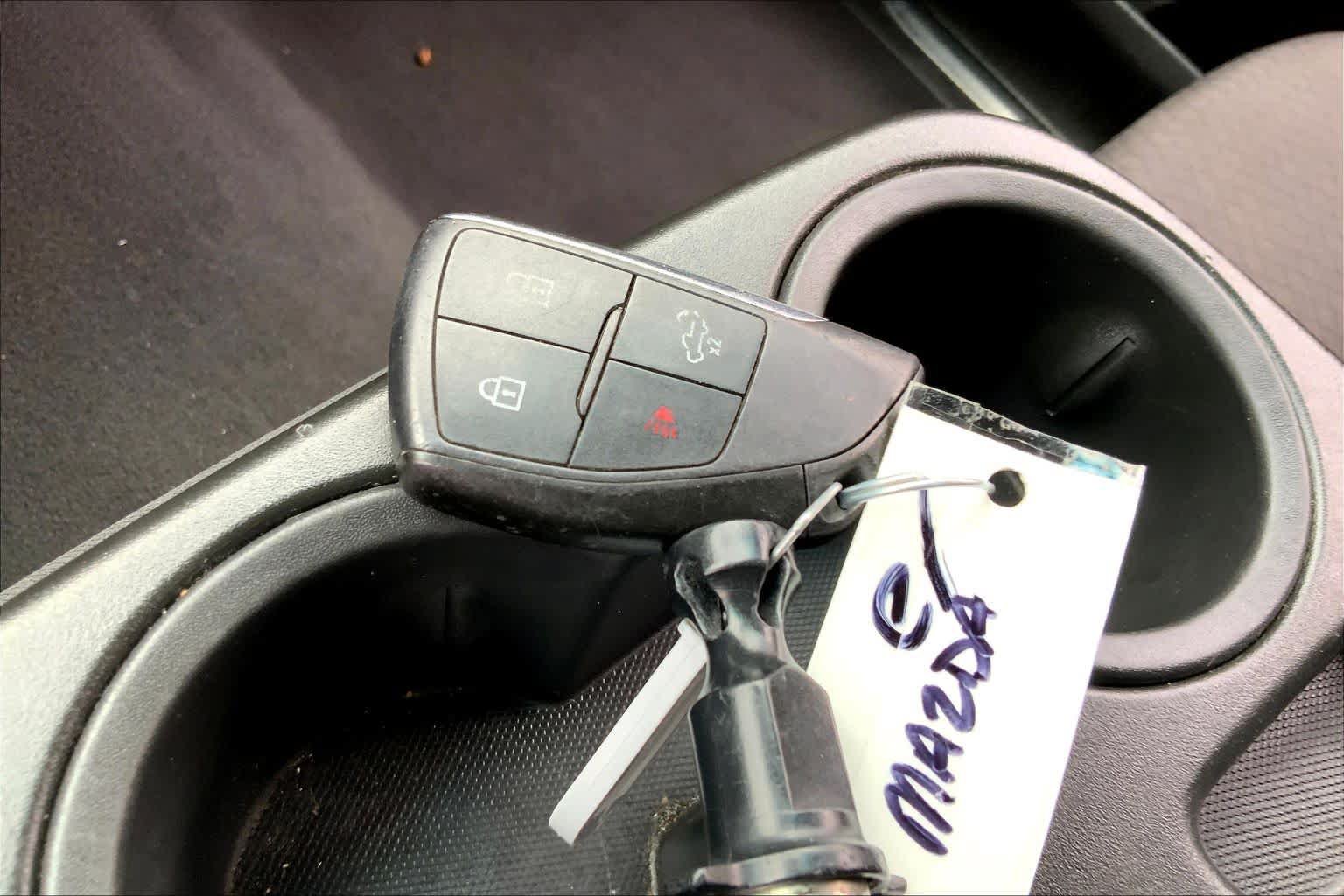 Used 2024 Chevrolet Silverado 2500 LT AWD/4WD image 15
