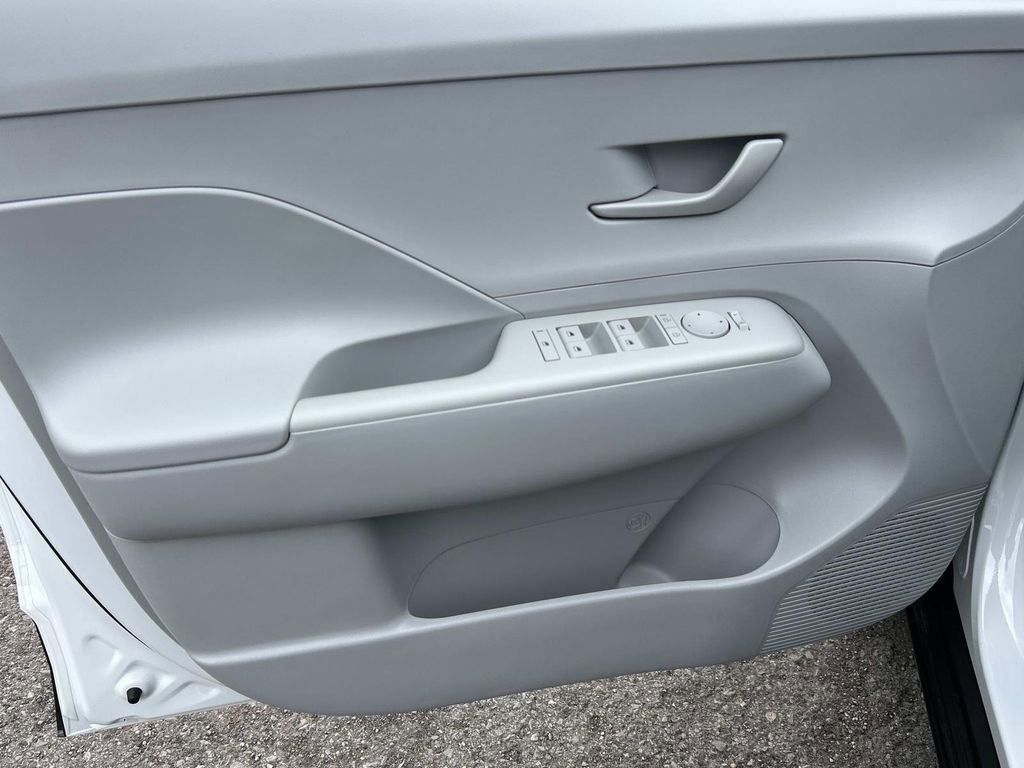 New 2026 Hyundai Kona SEL Sport FWD image 15