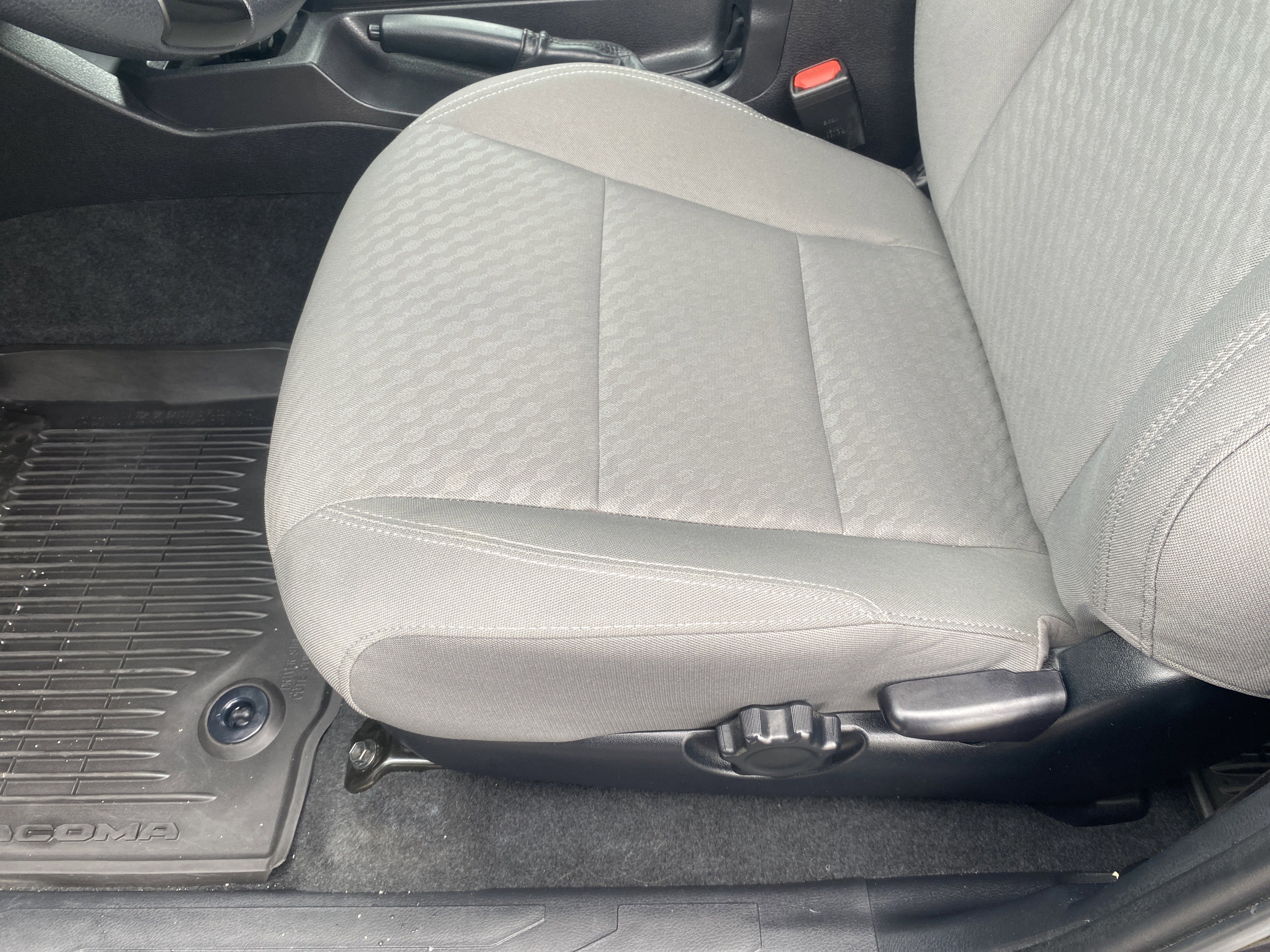 Used 2023 Toyota Tacoma SR AWD/4WD image 15