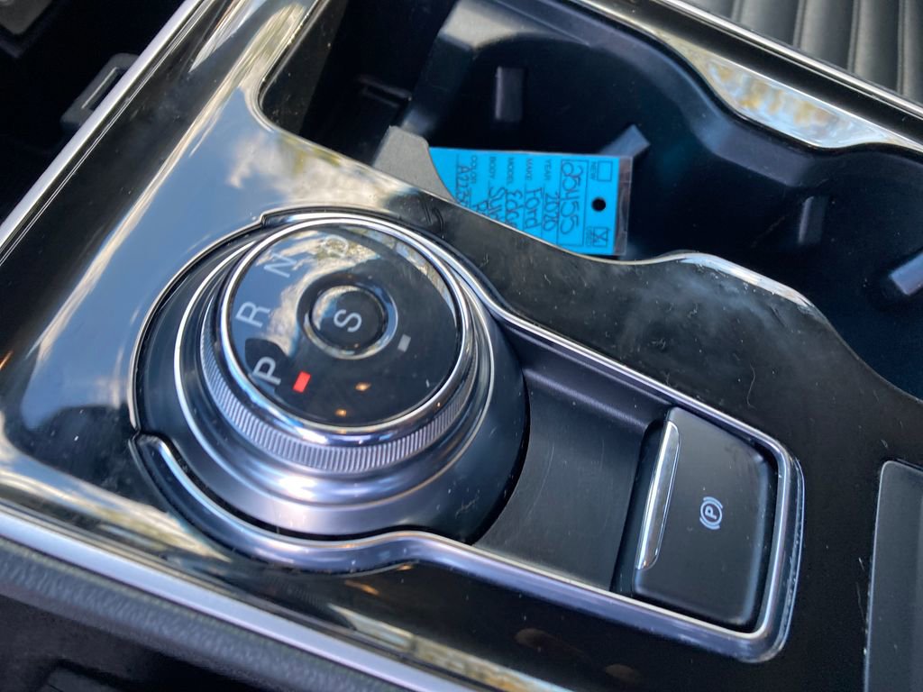 Used 2020 Ford Edge SEL w/ Cold Weather Package image 28