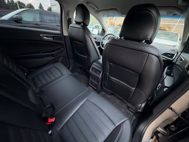 Used 2018 Ford Edge SEL w/ Equipment Group 201A AWD/4WD image 10