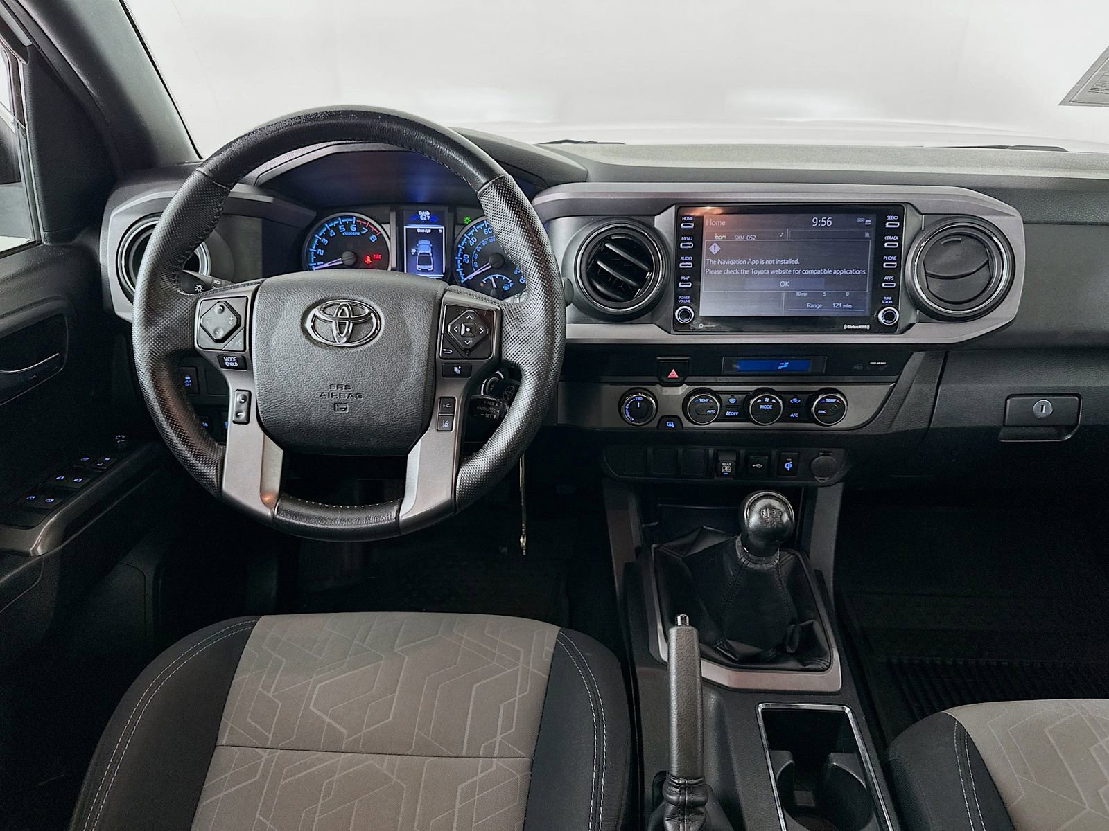 Certified 2022 Toyota Tacoma TRD Off-Road AWD/4WD image 21