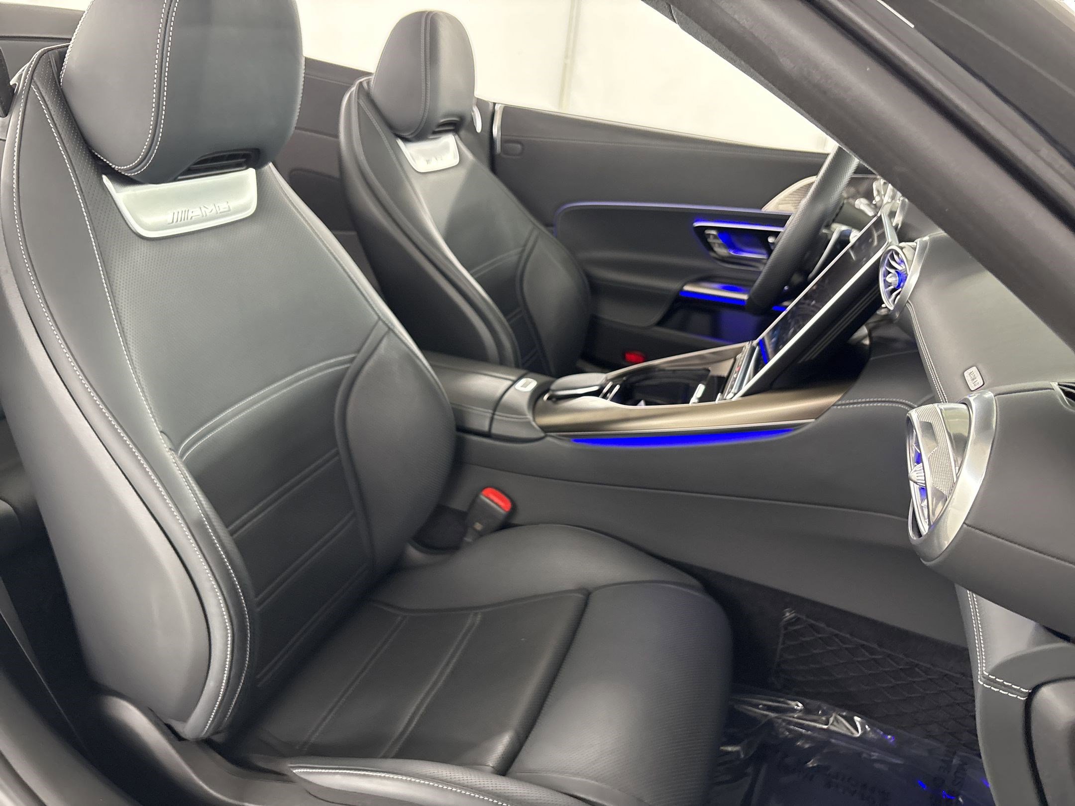 Certified 2022 Mercedes-Benz SL 63 AMG 4MATIC image 31