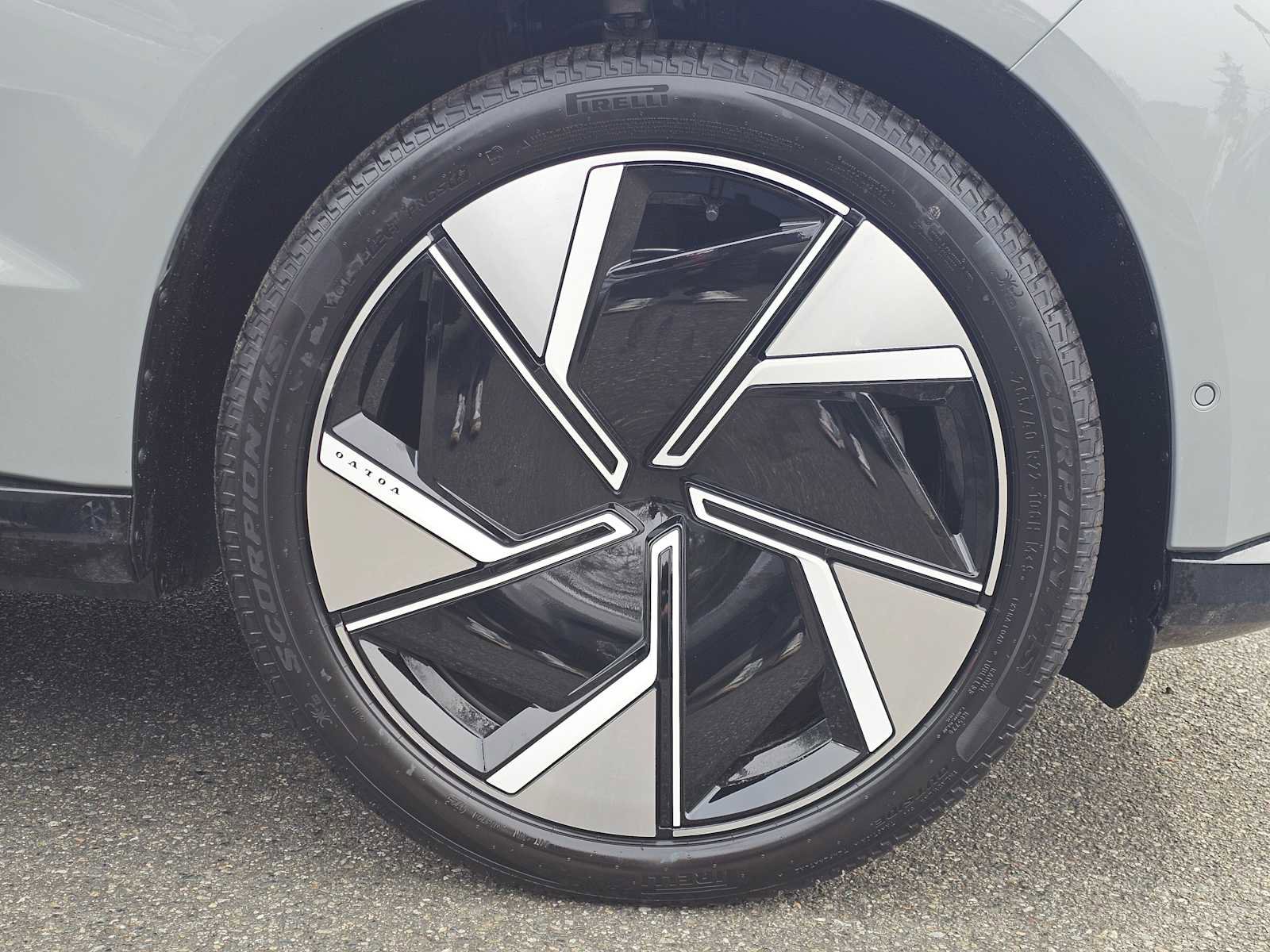 New 2026 Volvo EX90 Ultra image 9