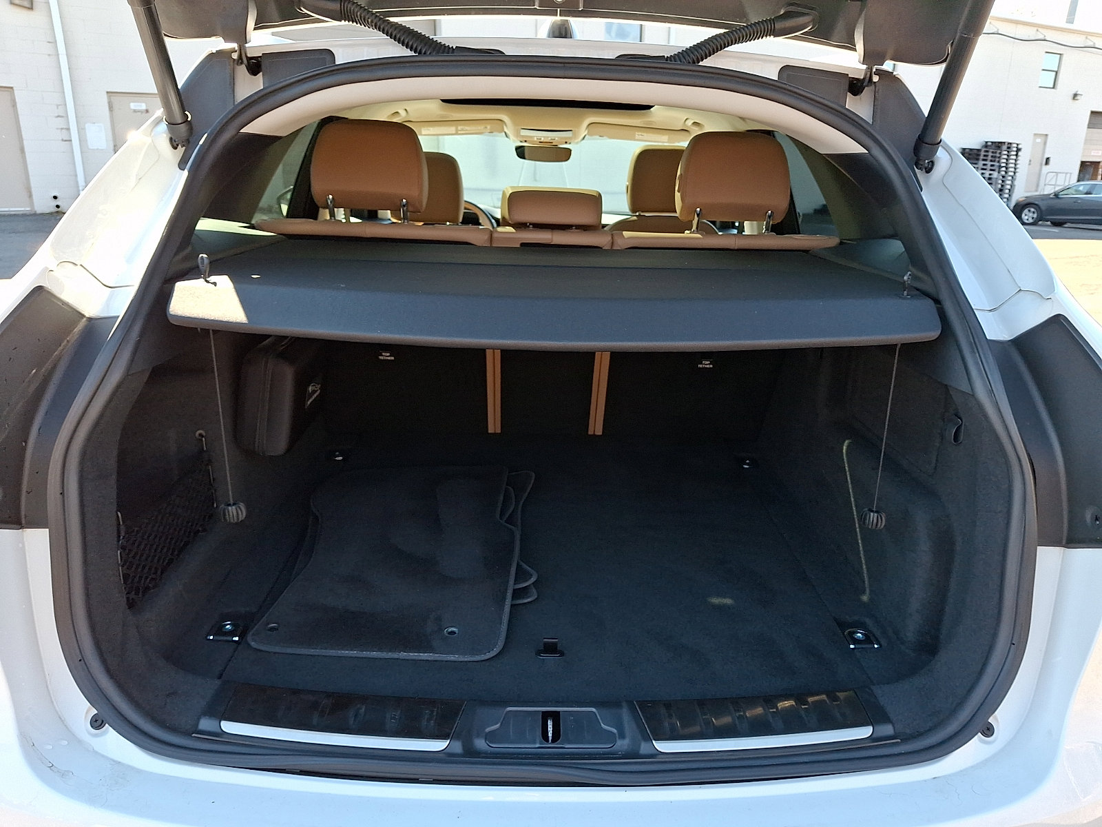 Used 2023 Jaguar F-PACE S image 28
