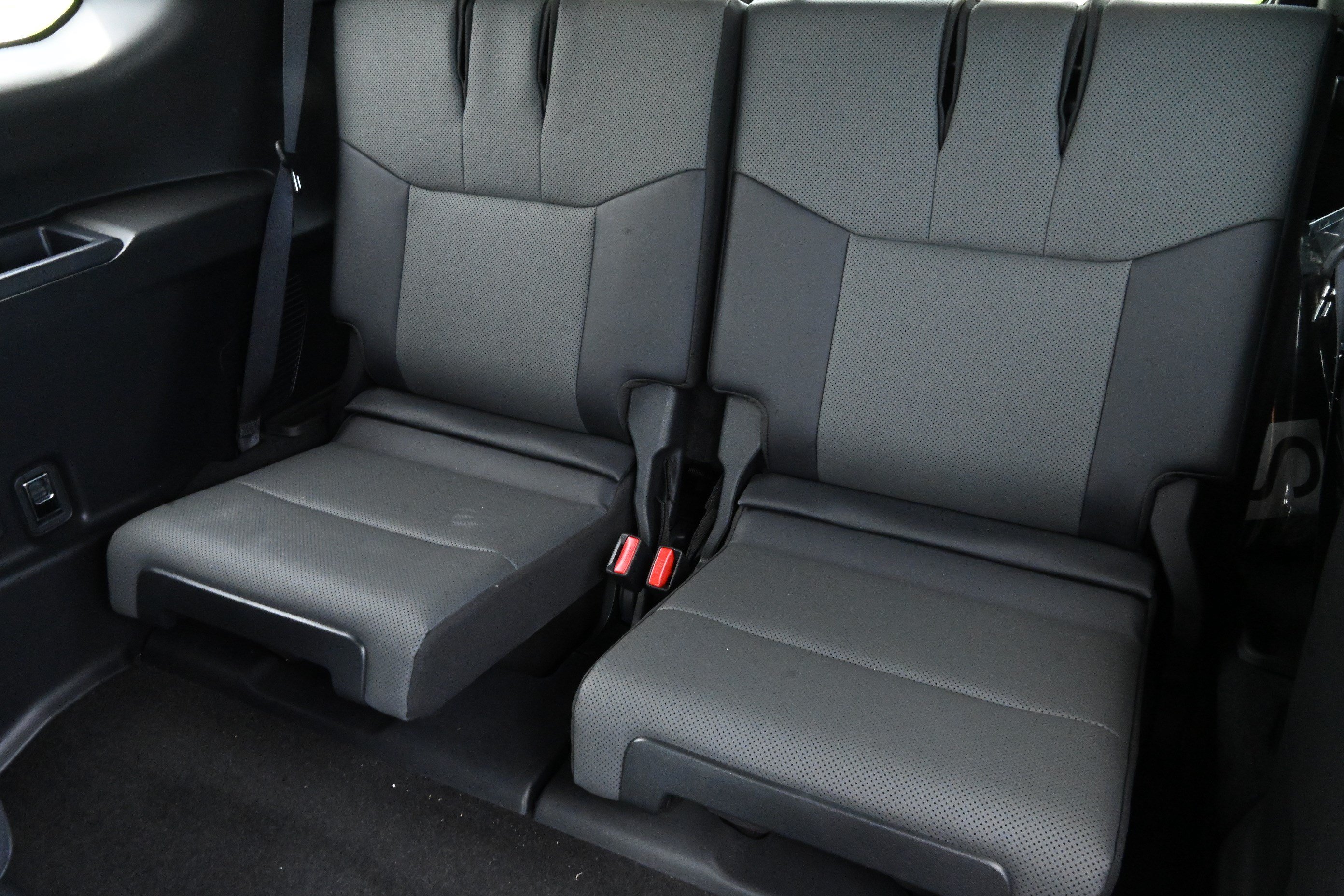 Used 2026 Lexus GX 550 w/ Accessory Package (ZB) AWD/4WD image 15
