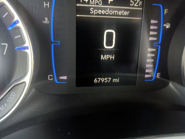 Used 2023 Chrysler Voyager LX image 33