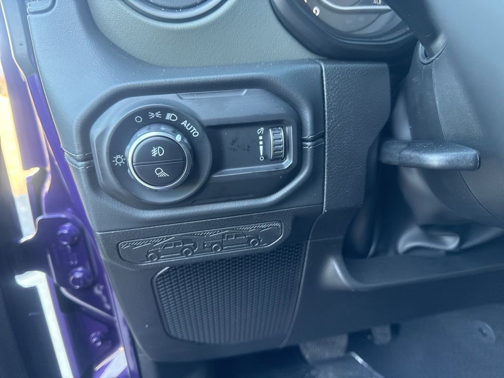 New 2026 Jeep Gladiator Mojave AWD/4WD image 17