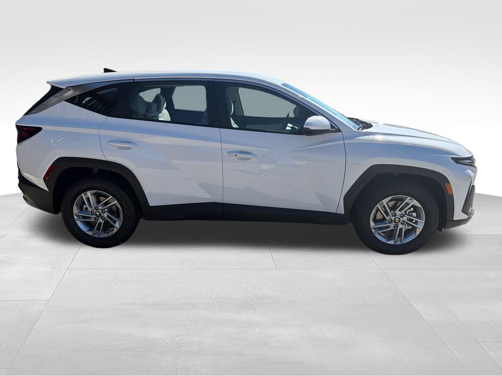 New 2026 Hyundai Tucson SE FWD image 8