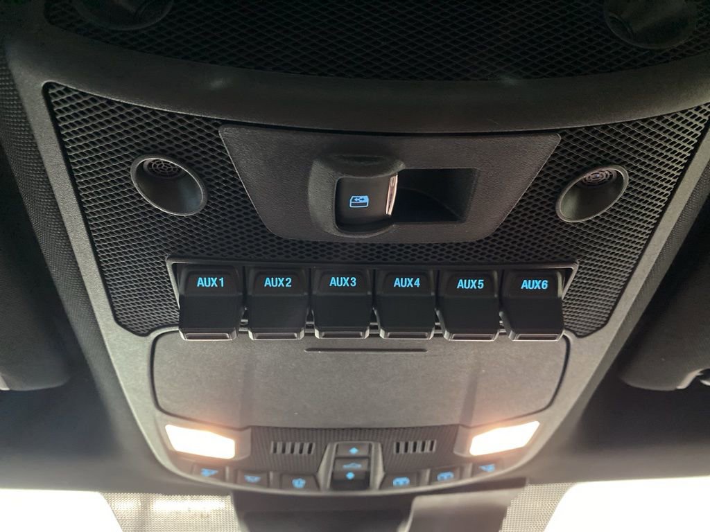 Used 2022 Ford F350 Platinum w/ Tremor Off-Road Package image 35