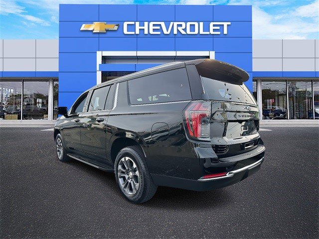 Certified 2025 Chevrolet Suburban LS w/ LPO, Dark Essentials Package image 6