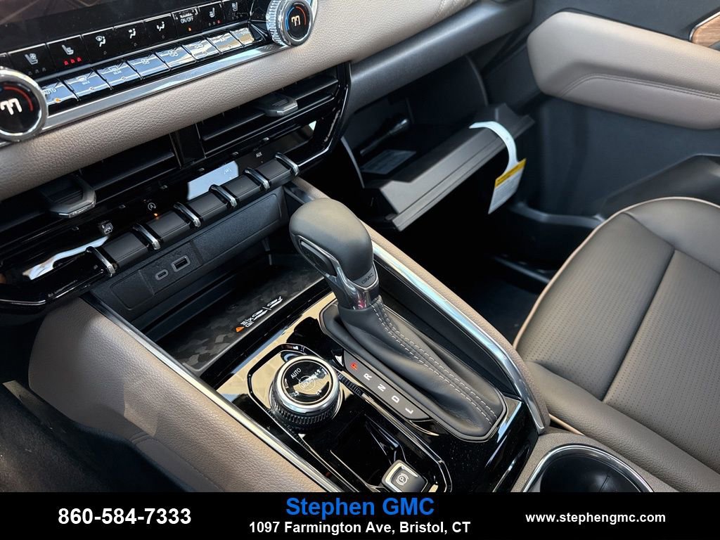 New 2026 GMC Canyon Denali image 19