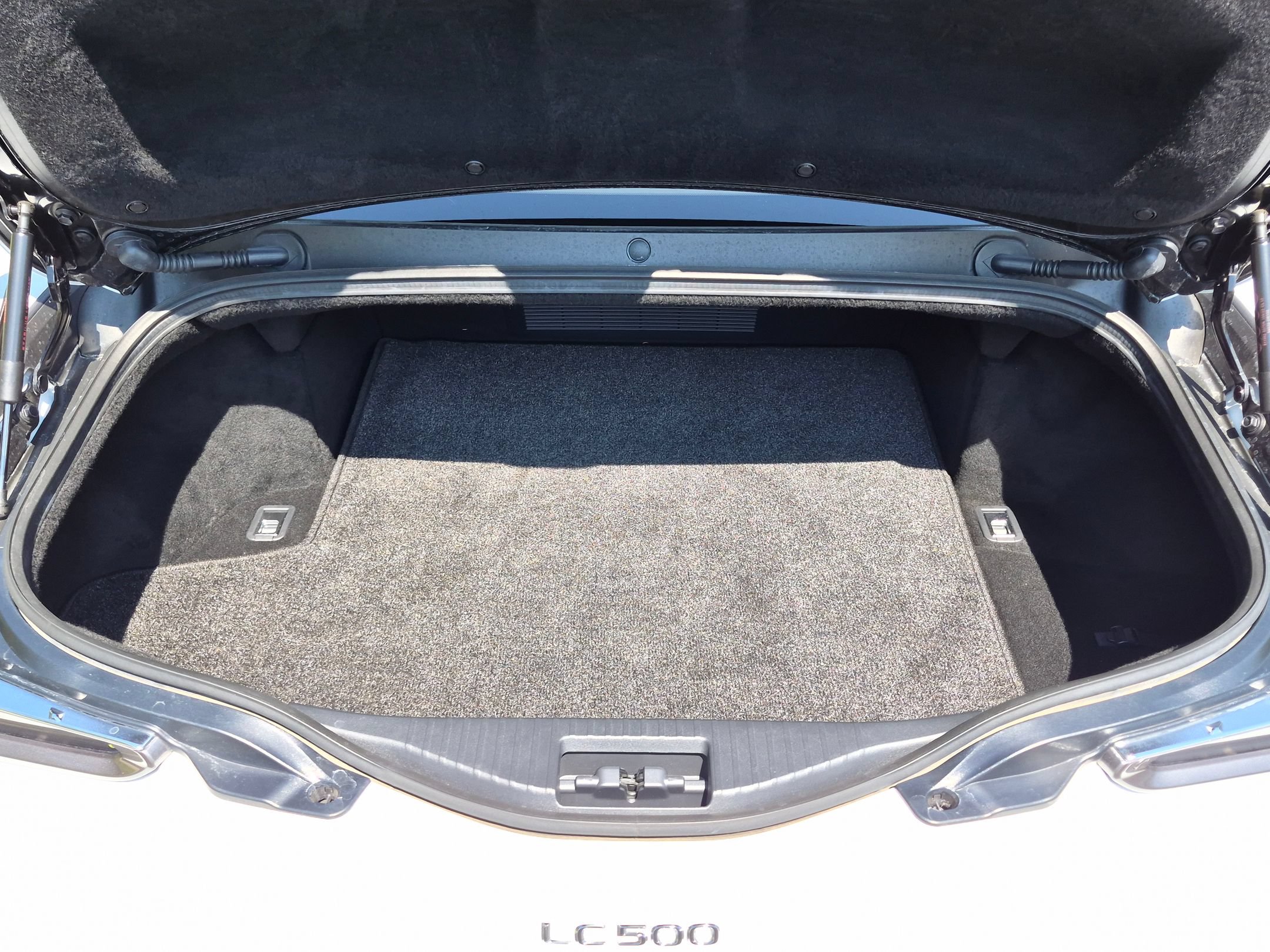 Used 2023 Lexus LC 500 Coupe w/ Dynamic Handling Package RWD image 25