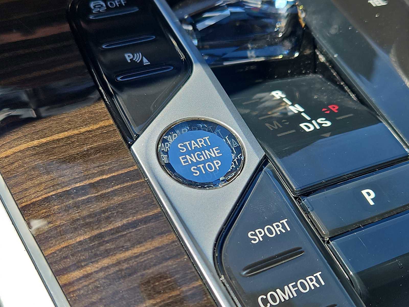 Used 2023 BMW X7 xDrive40i w/ Executive Package AWD/4WD image 27