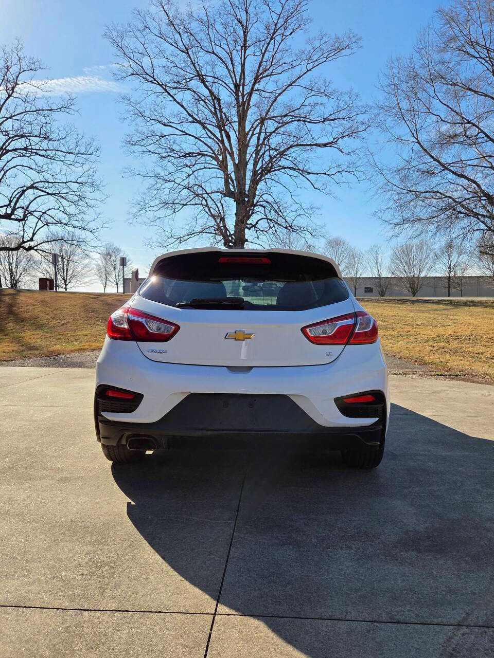 Used 2017 Chevrolet Cruze LT w/ Convenience Package image 6