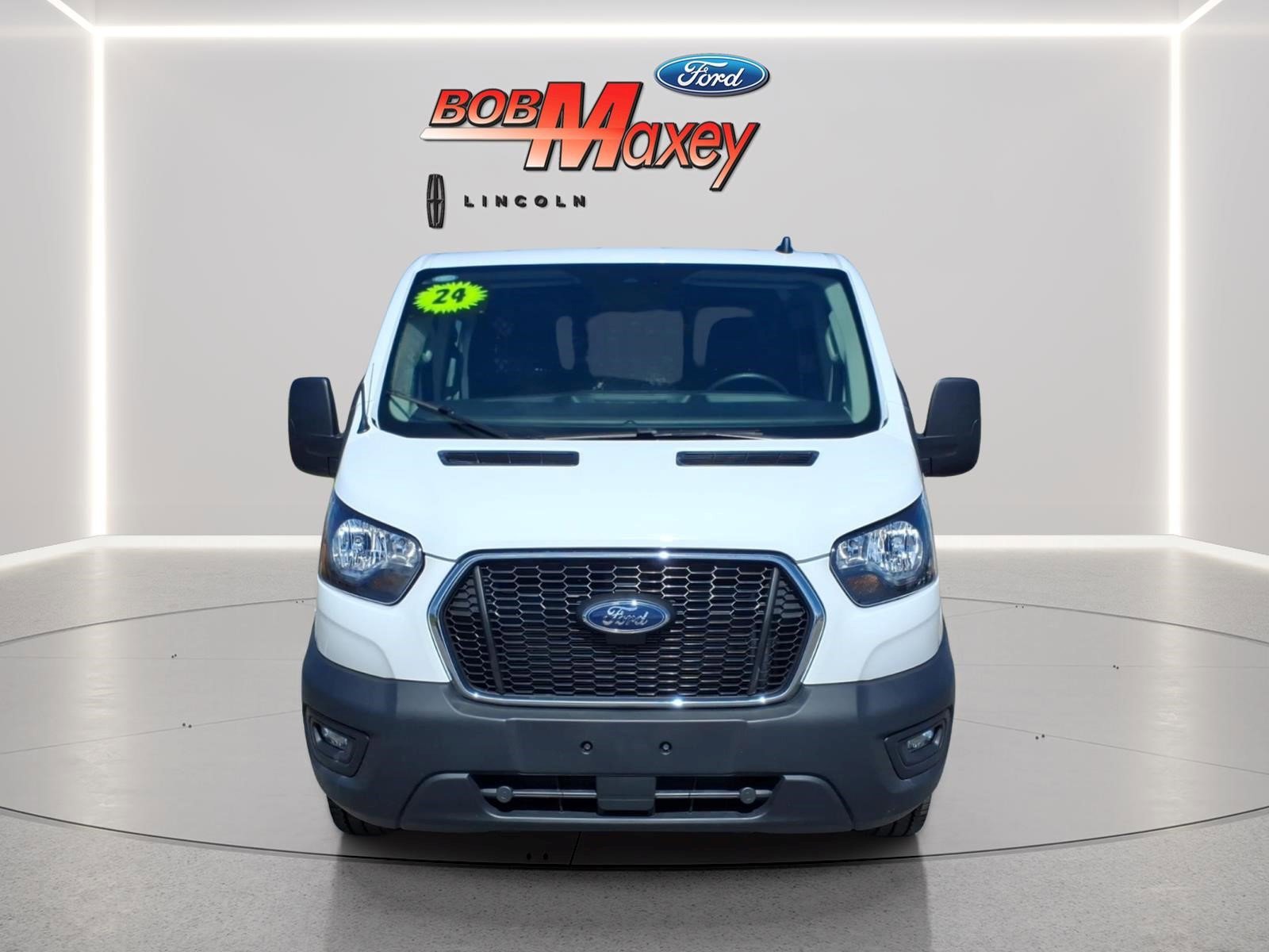 Used 2024 Ford Transit 250 Low Roof w/ Exterior Upgrade Package RWD image 2