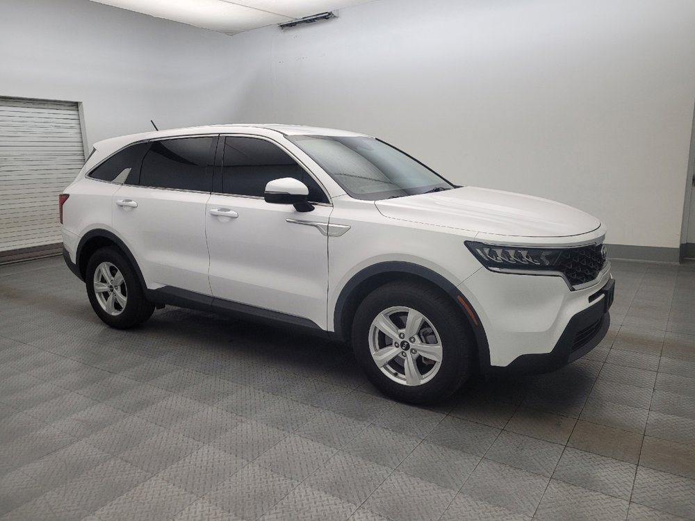 Used 2021 Kia Sorento LX FWD image 11