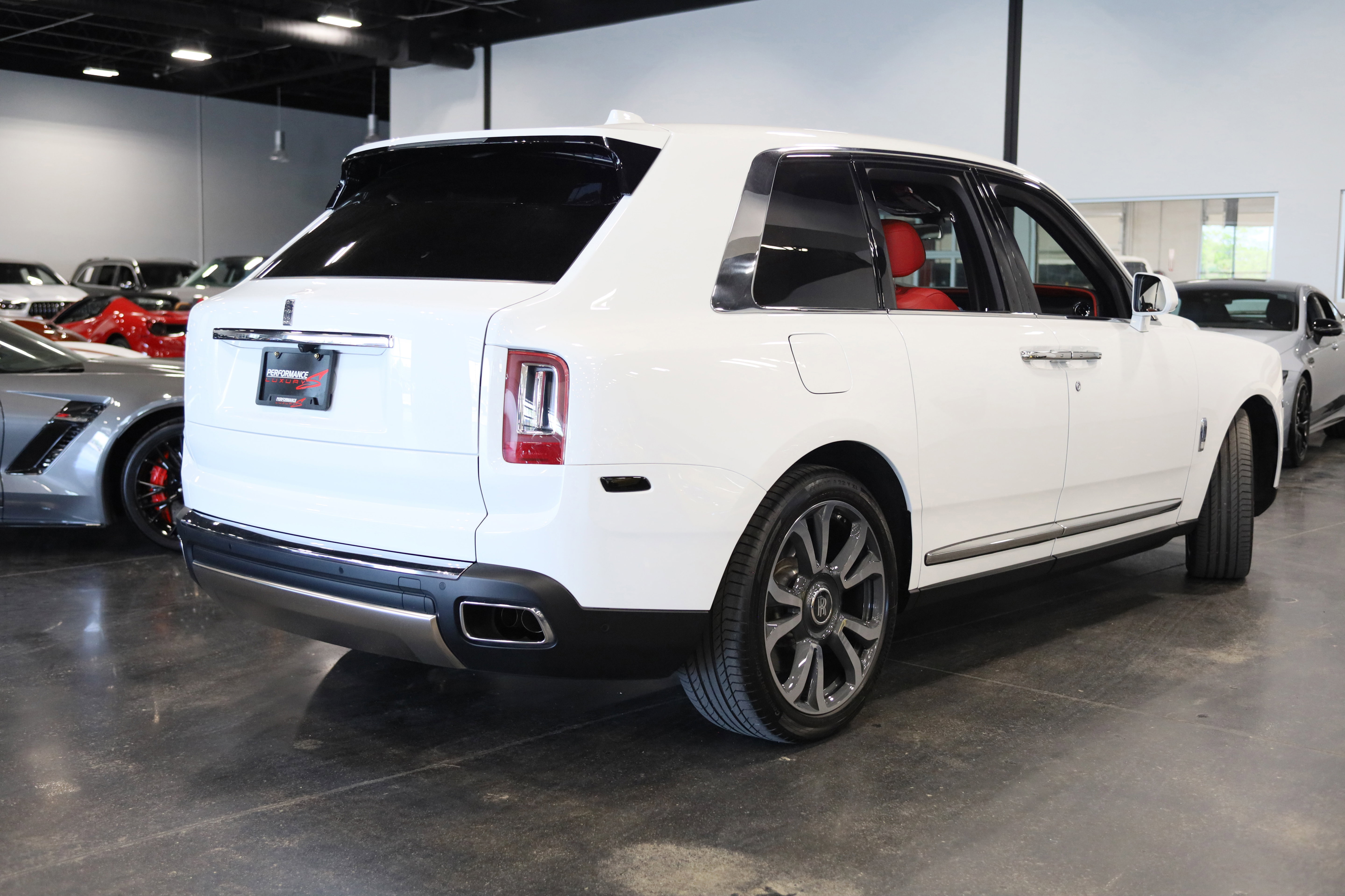 Used 2023 Rolls-Royce Cullinan AWD/4WD image 6