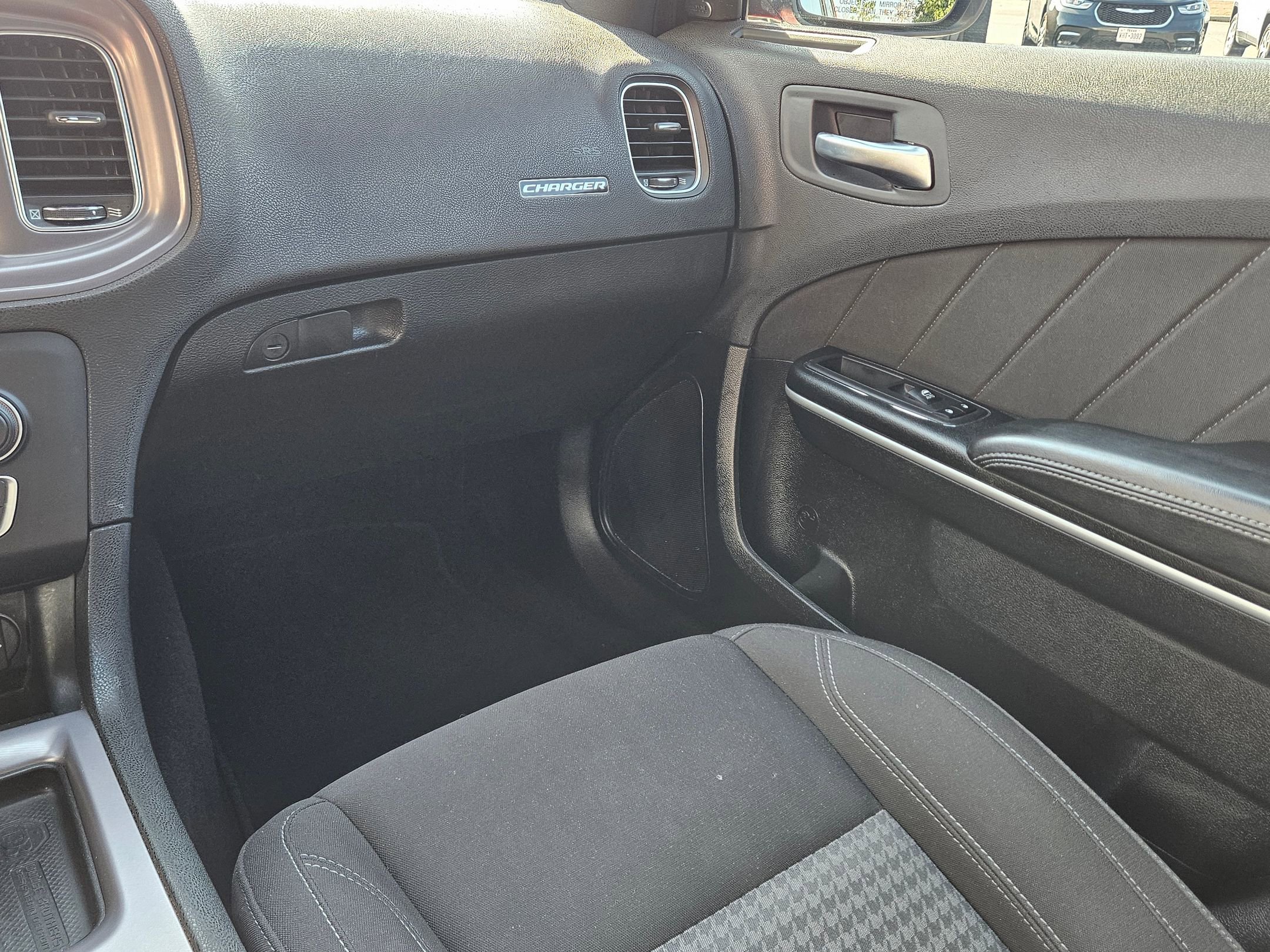 Used 2023 Dodge Charger SXT image 11