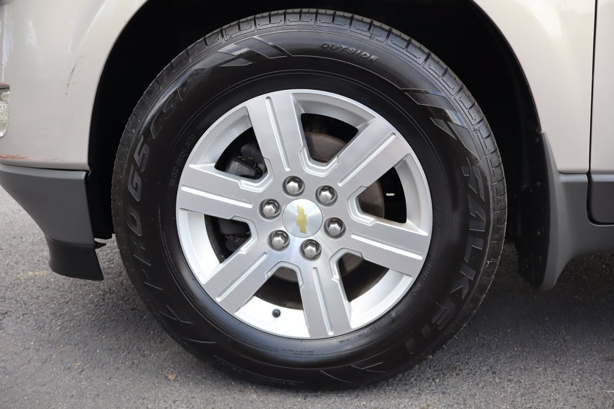 Used 2012 Chevrolet Traverse LT AWD/4WD image 41