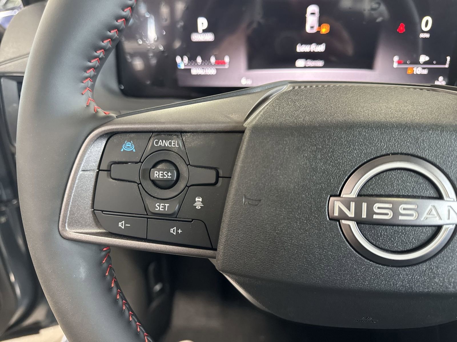 New 2026 Nissan Sentra SR w/ SR Premium Package FWD image 17