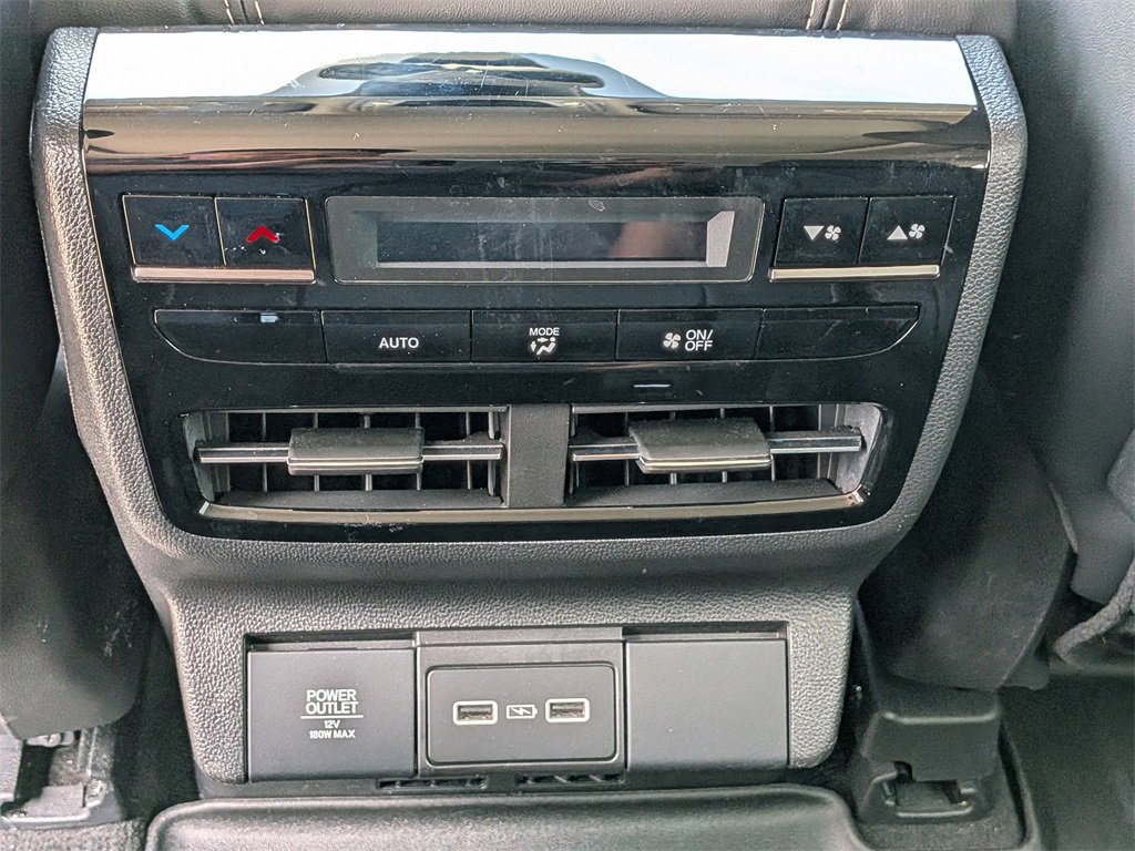 Used 2022 Acura MDX SH-AWD w/ Technology Package image 17