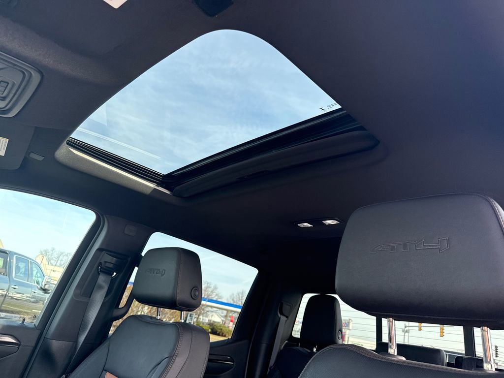 Certified 2024 GMC Sierra 1500 AT4 w/ Technology Package image 31