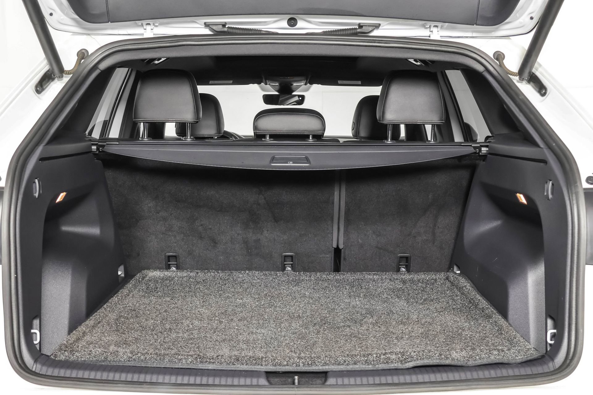 Used 2022 Volkswagen Atlas Cross Sport SEL Premium R-Line image 40