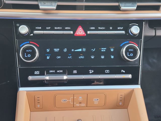 Used 2026 Hyundai Santa Fe Limited image 15