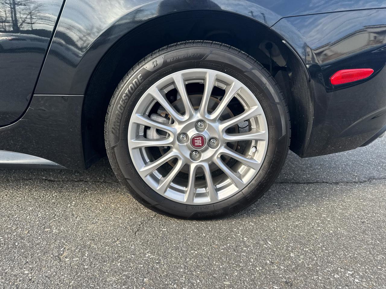 Used 2017 FIAT 124 Spider Classica image 34