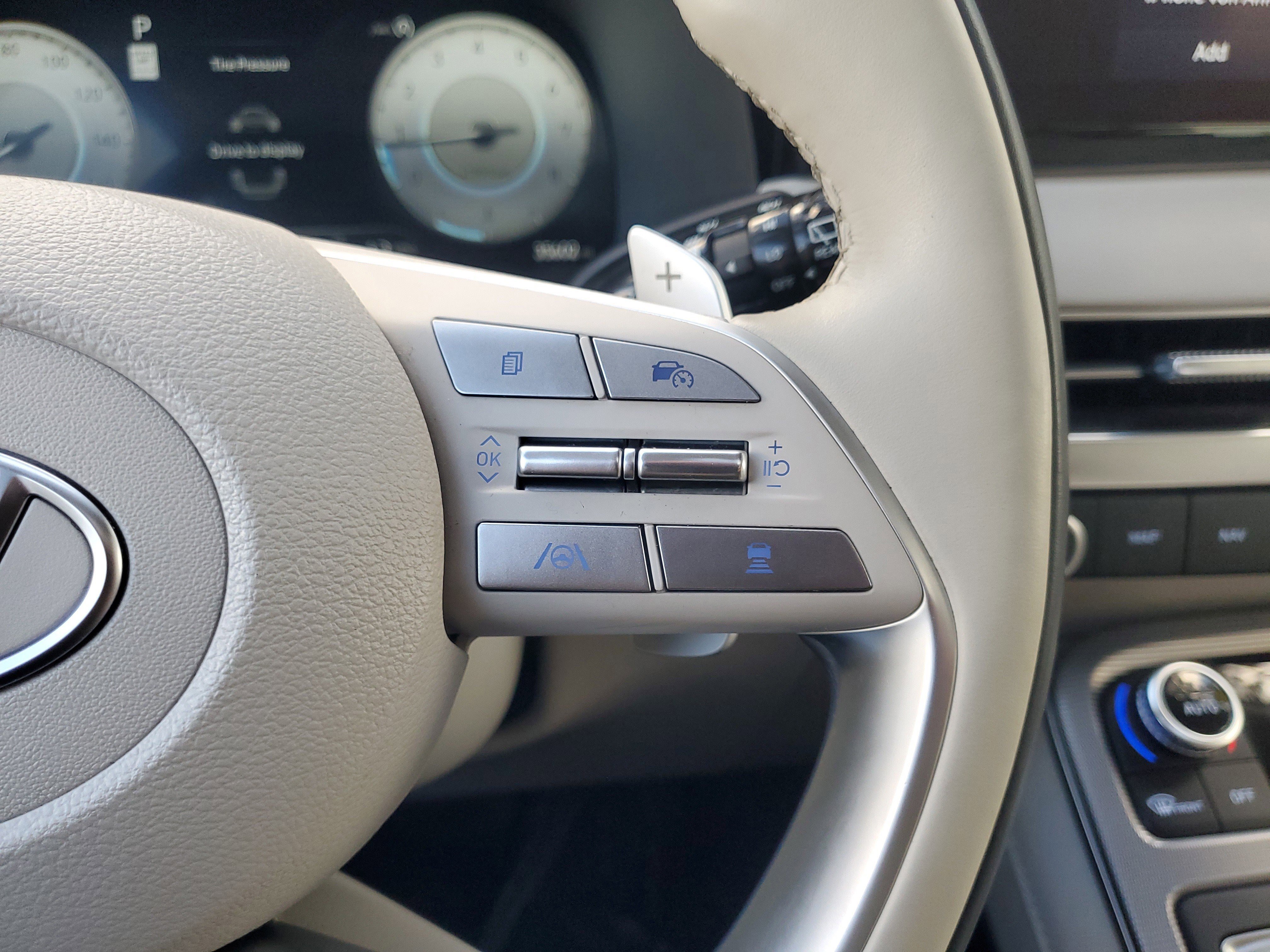 Used 2024 Hyundai Palisade Calligraphy image 24