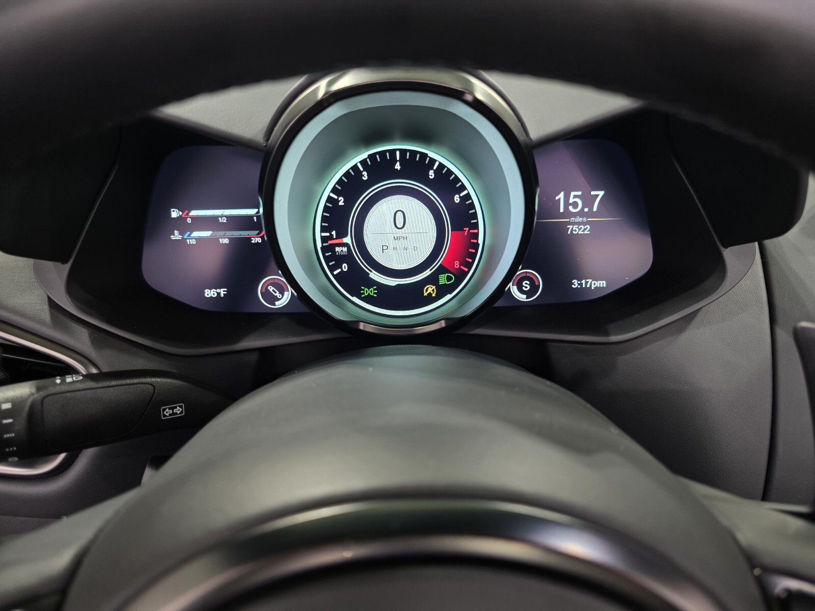 Used 2023 Aston Martin V8 Vantage Roadster RWD image 6