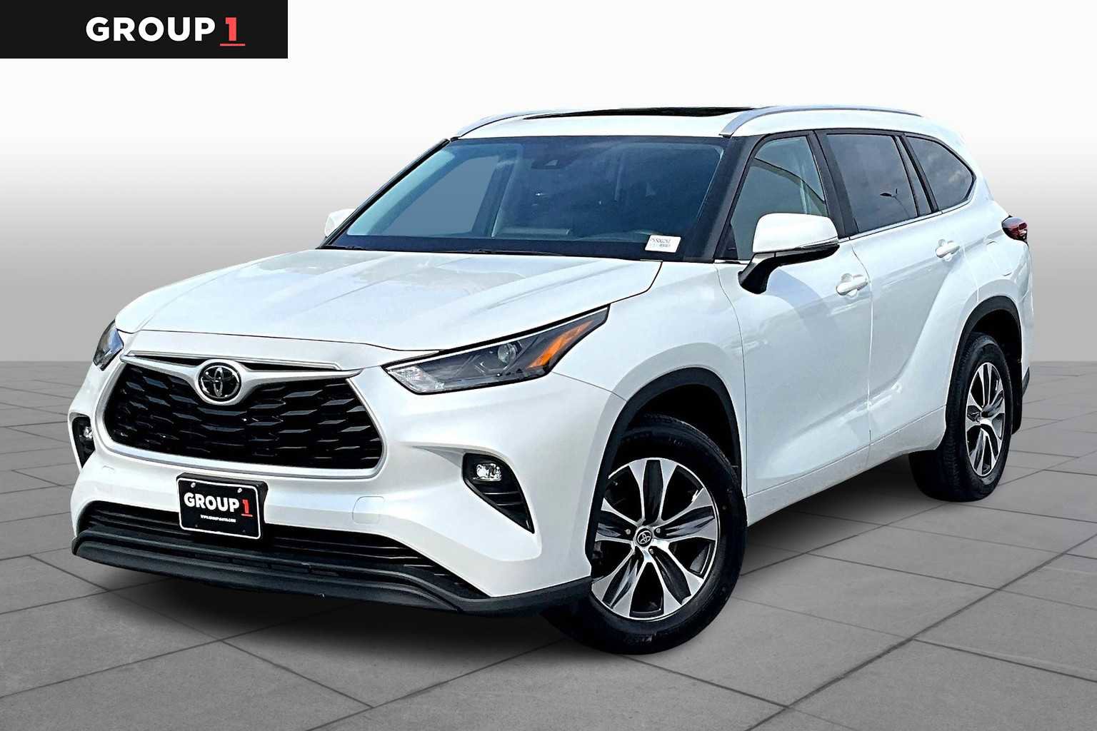 Used 2023 Toyota Highlander XLE