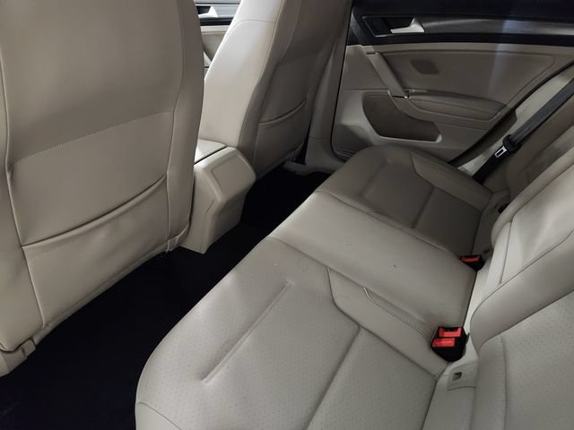 Used 2019 Volkswagen Golf S FWD image 29