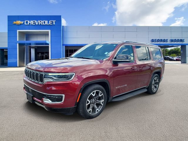 Used 2024 Jeep Wagoneer Series III AWD/4WD image 2