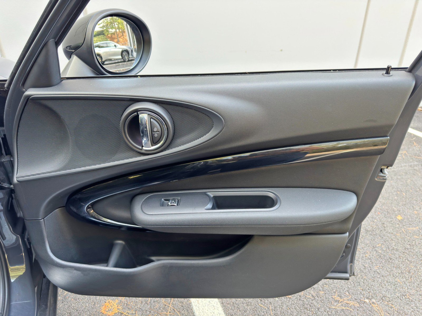 Used 2019 MINI Cooper Clubman S image 40