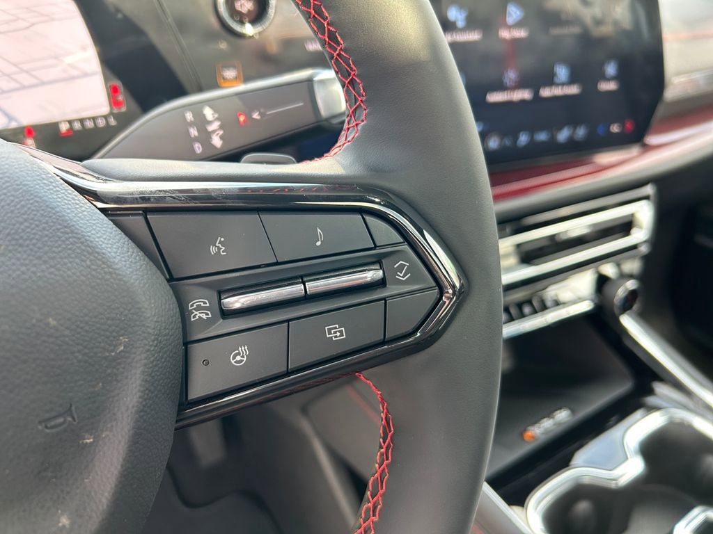 New 2026 Chevrolet Traverse RS image 18