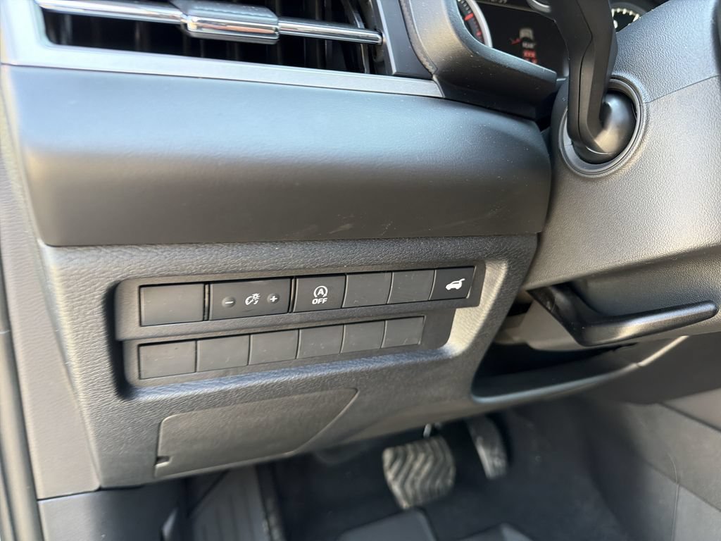 New 2026 Mitsubishi Outlander SE AWD/4WD image 17
