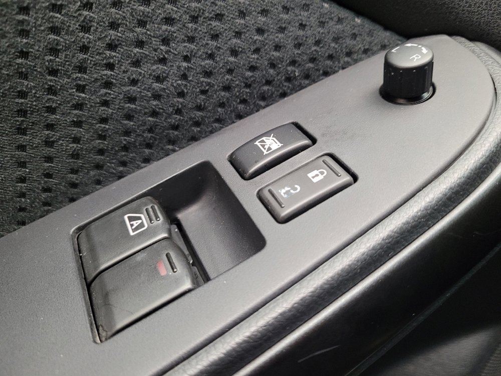 Used 2013 Nissan Altima 2.5 S FWD image 27