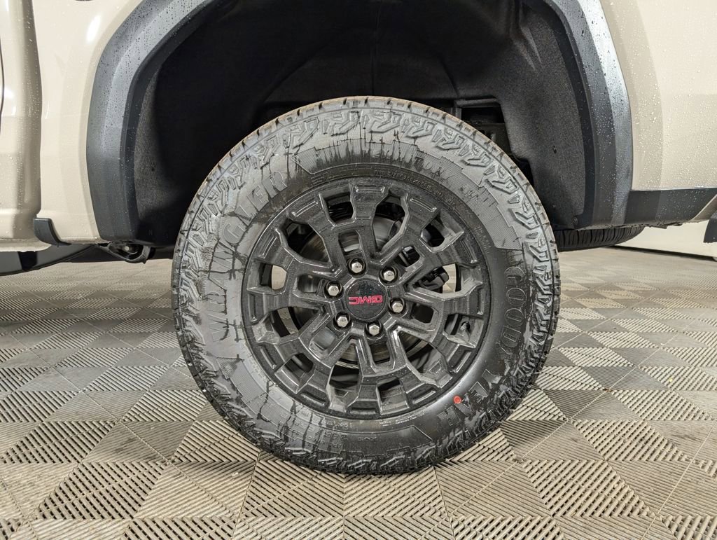 New 2026 GMC Canyon Elevation w/ Convenience Package image 11