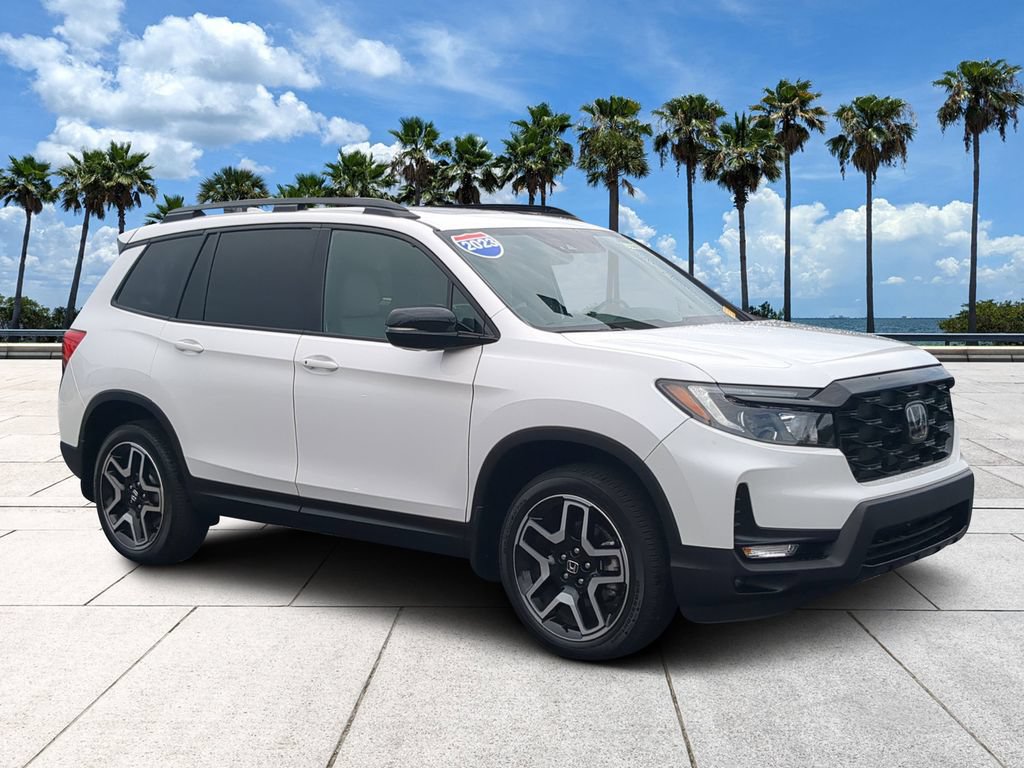 Used 2023 Honda Passport Elite image 2