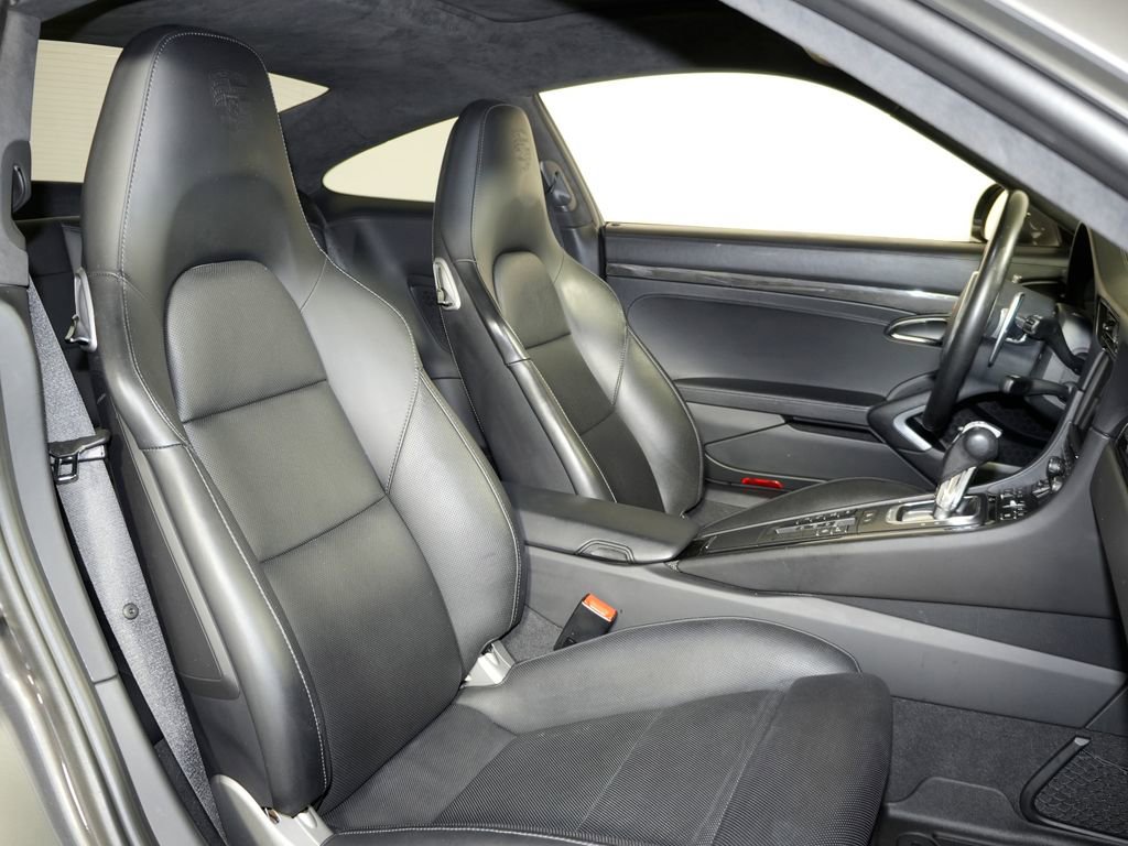 Certified 2016 Porsche 911 Turbo S image 41