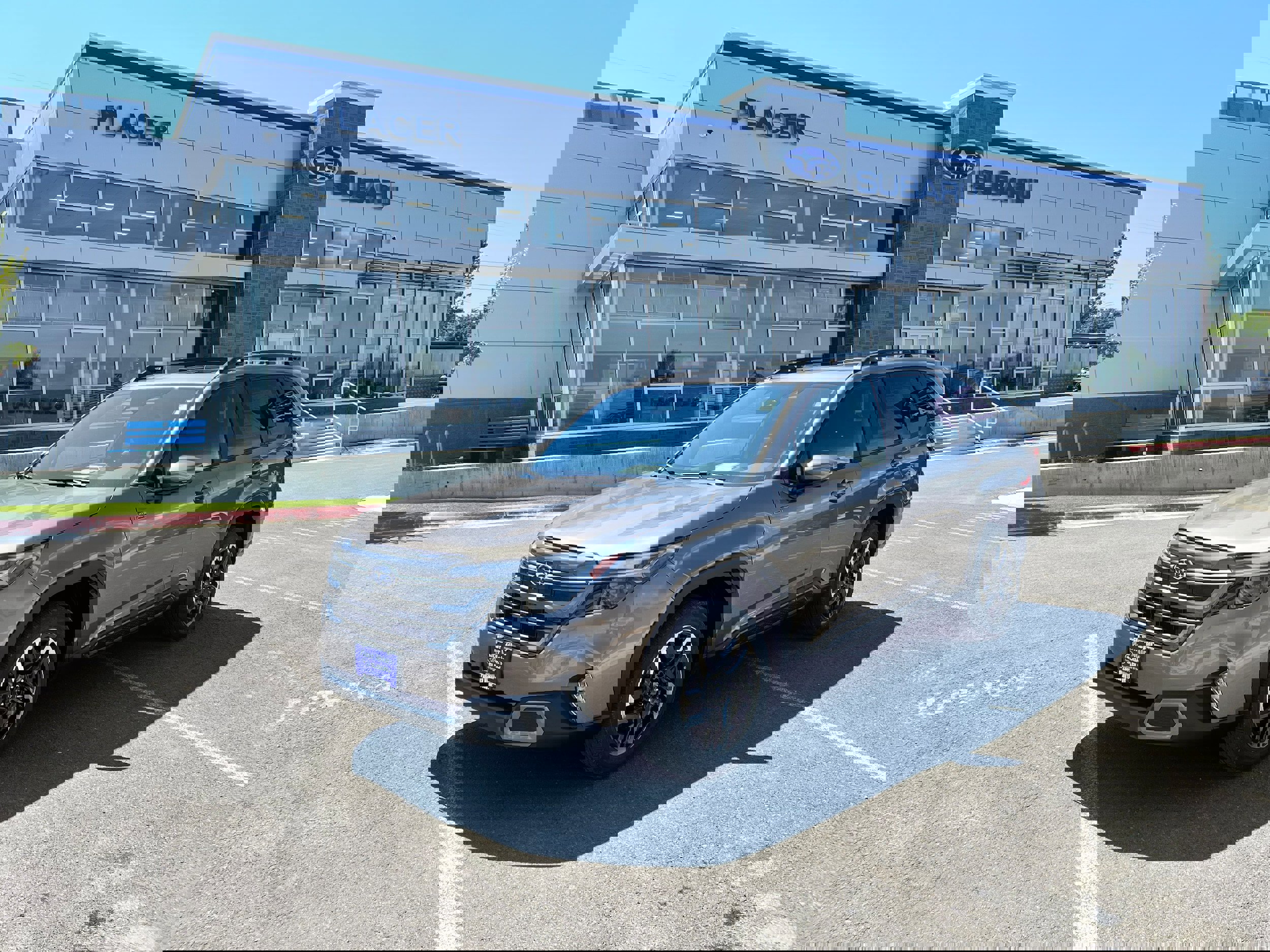 New 2025 Subaru Forester Limited w/ Popular Package