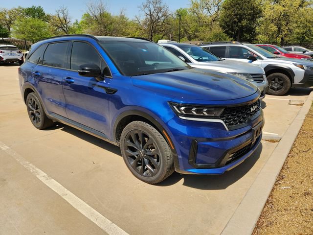 Certified 2022 Kia Sorento SX image 1