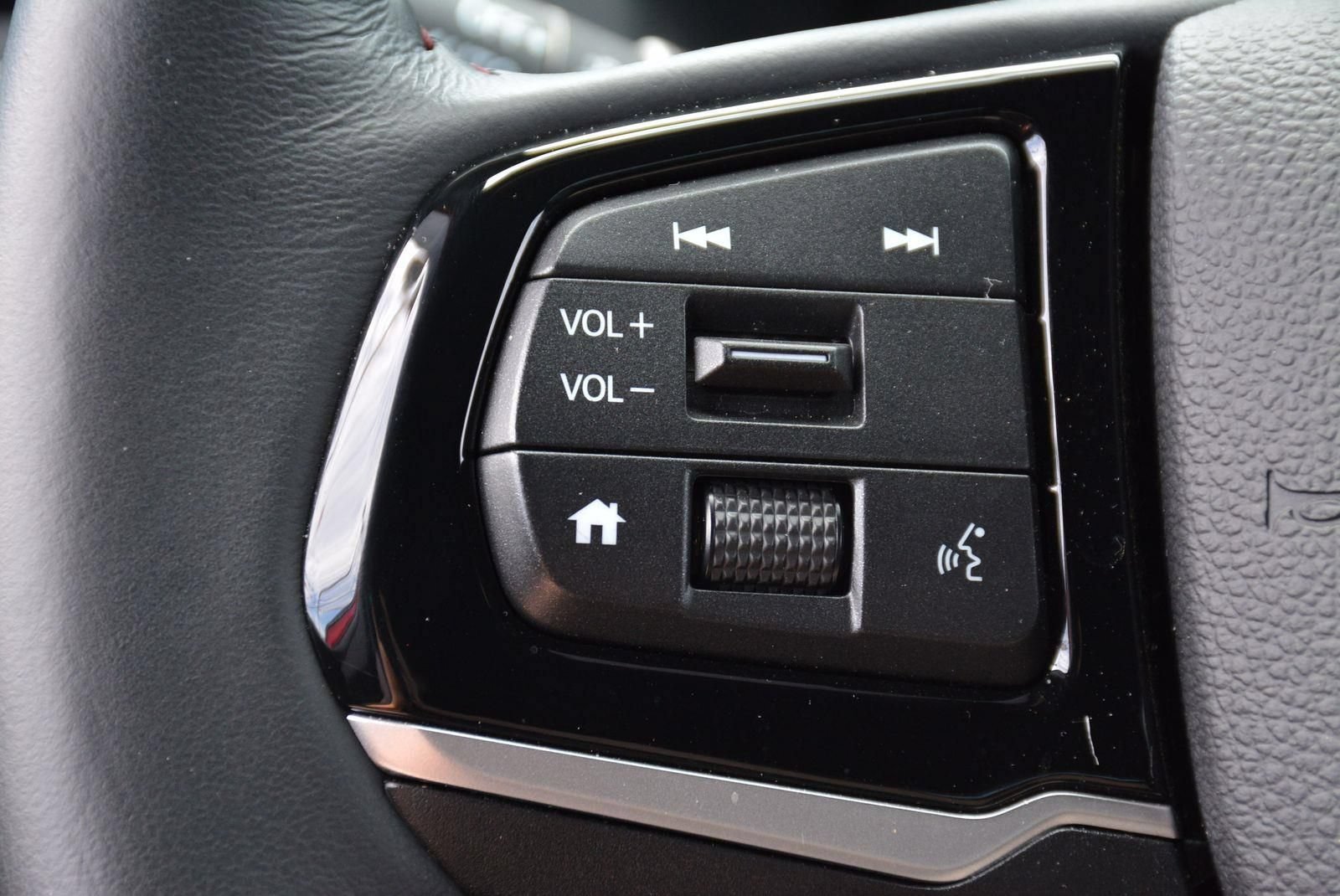 Used 2025 Honda Odyssey Sport-L image 29
