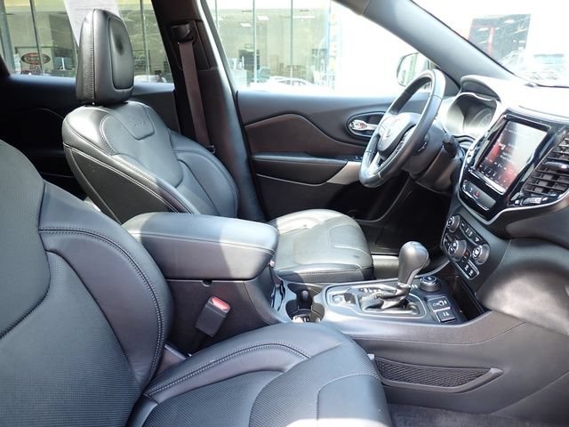 Used 2019 Jeep Cherokee High Altitude AWD/4WD image 3
