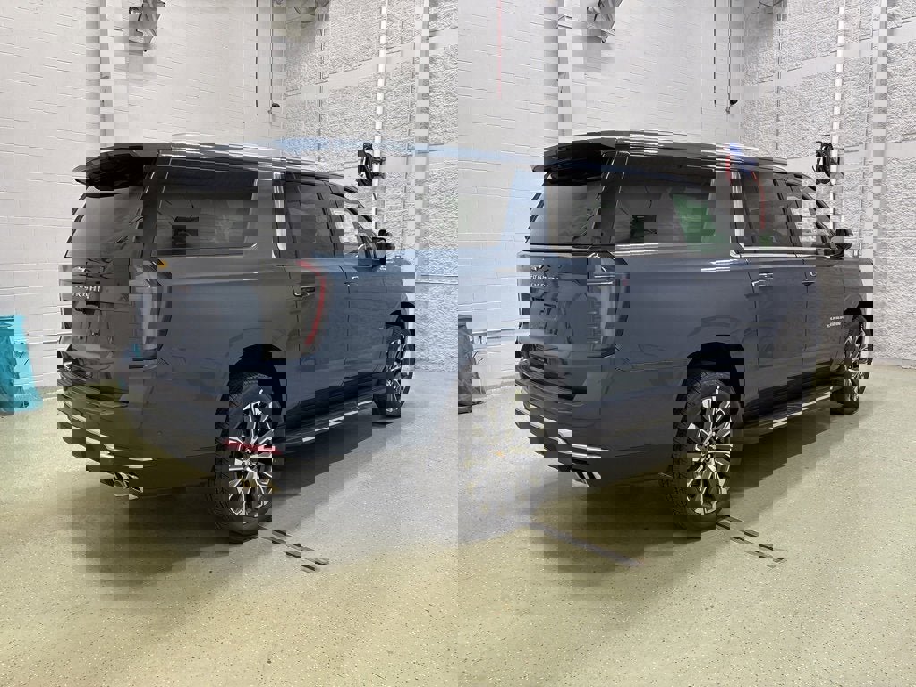 New 2026 Chevrolet Suburban High Country w/ Sun And Tow Package image 3