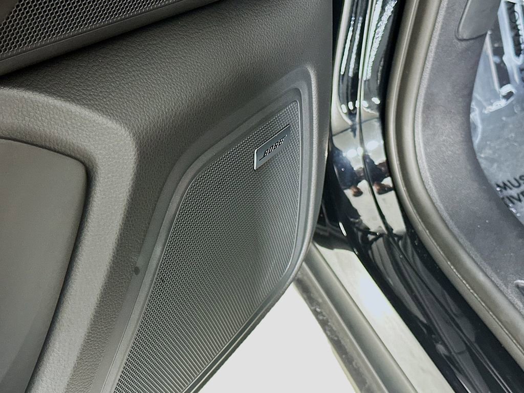 Certified 2026 Porsche Macan image 21